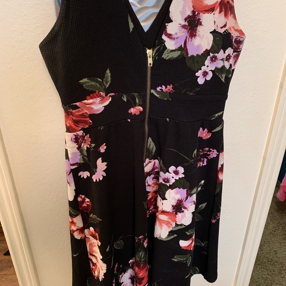 🎁3/$15🎁 💞Sexy High-Lo Floral Print Summer Dress - Picture 4 of 7